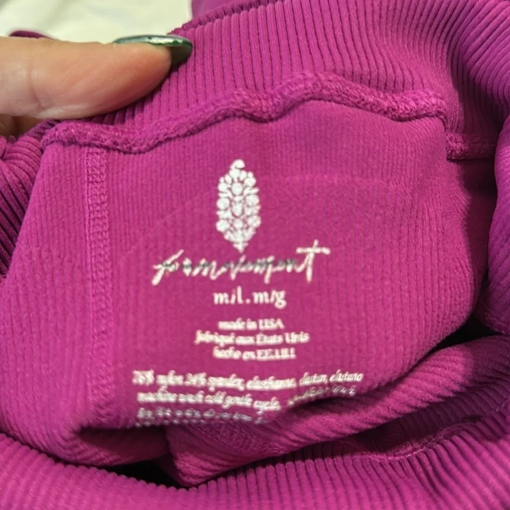 FREE PEOPLE MAGENTA RIBBED WORKOUT LEGGINGS M/L